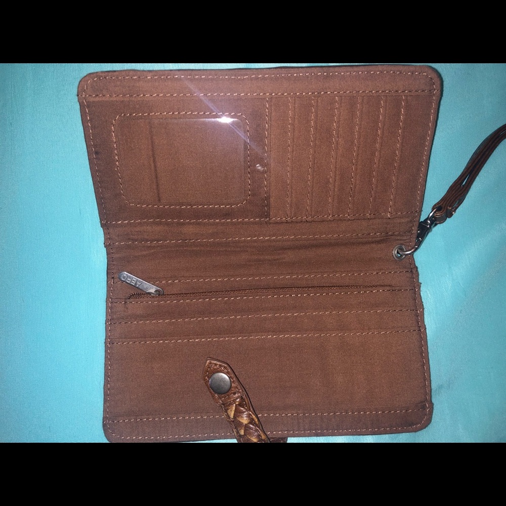 Wallet - Picture 2 of 3